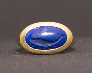 Whale Signet Ring in 18ct Yellow Gold set with an engraved Lapis Lazuli